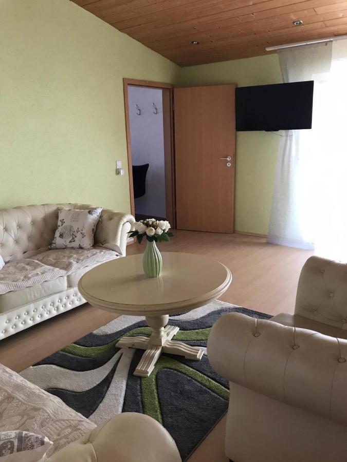 Ferienwohnung Auf Der Blue Ranch Engen Ngoại thất bức ảnh